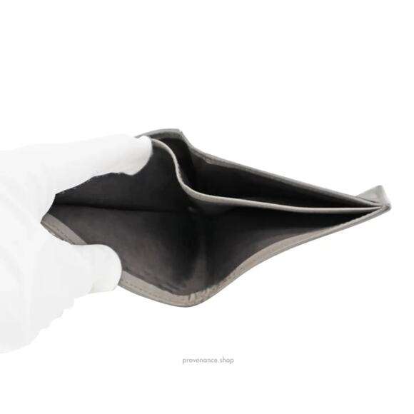 🔴 Gucci Bifold Wallet - Grey Diamante Leather - Picture 9 of 9